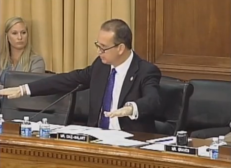 Congressman Diaz-Balart addressing the room